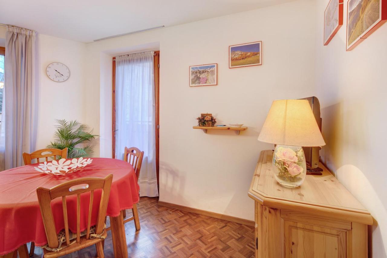 A Due Passi Valdidentro Apartamento Isolaccia Exterior foto