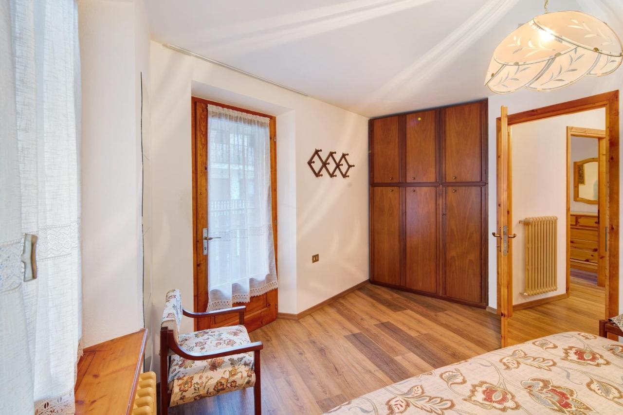 A Due Passi Valdidentro Apartamento Isolaccia Exterior foto